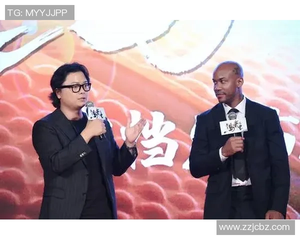 足球球星夹子:揭秘运动员背后的励志故事与竞技精神 足球球星夹子:揭秘运动员背后的励志故事与竞技精神